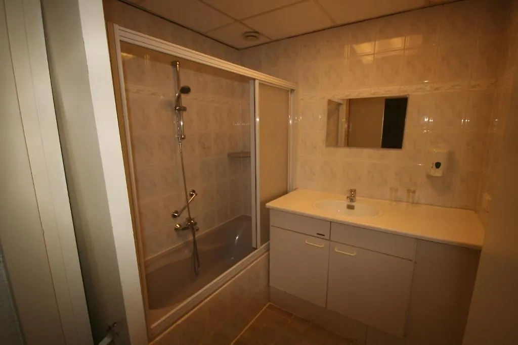 Budget Hotel Barbacan Amsterdam Netherlands