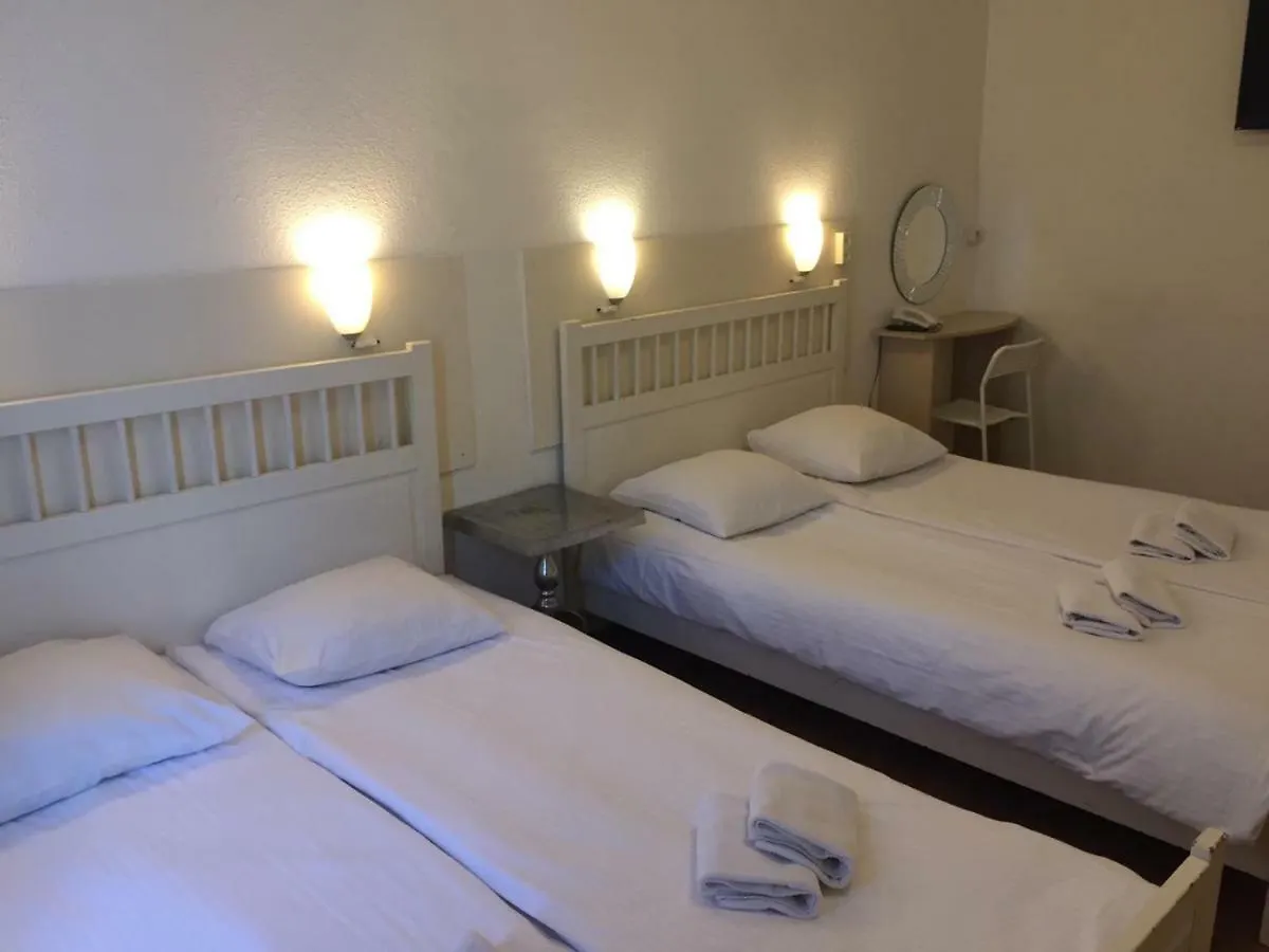 Budget Hotel Barbacan Amsterdam
